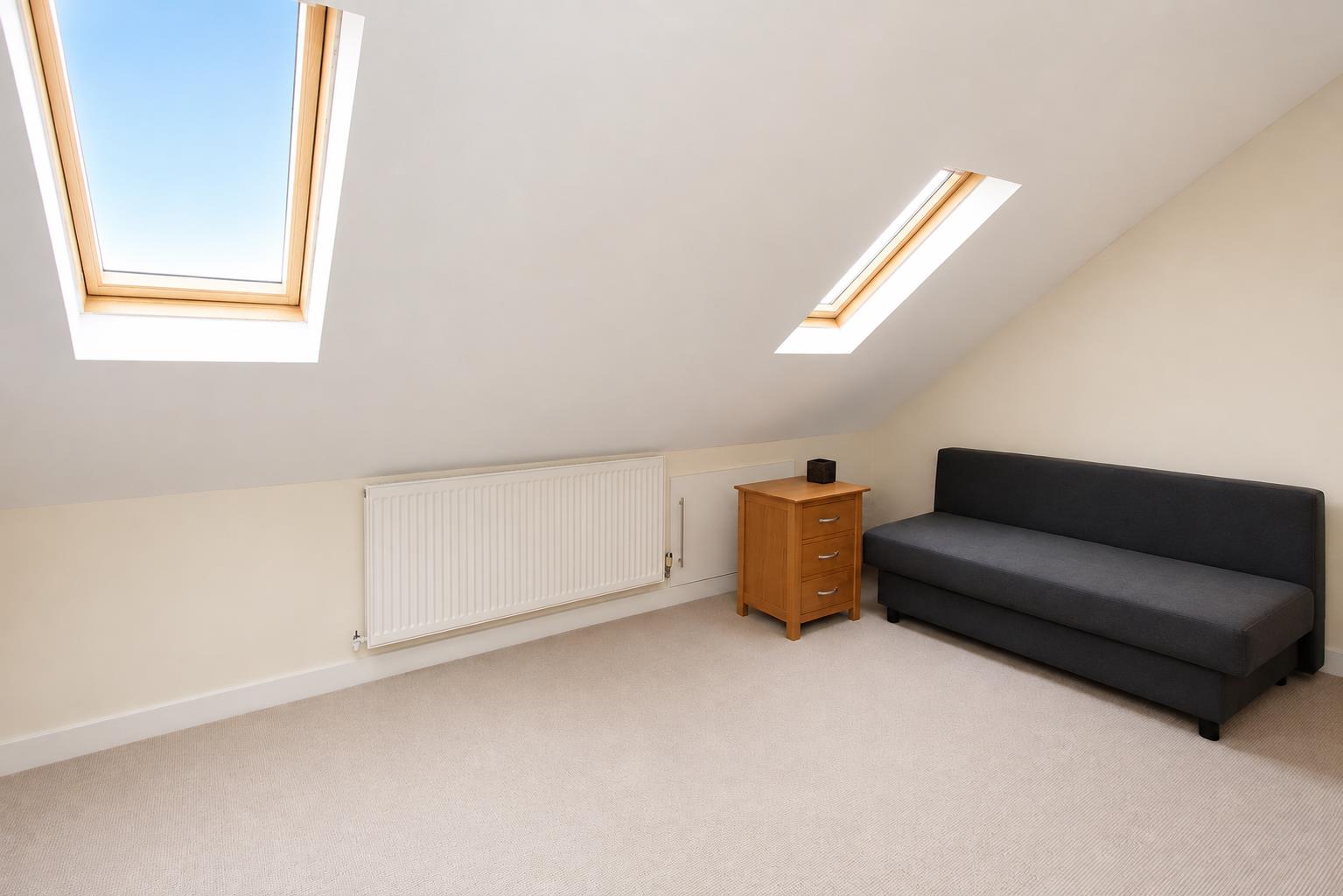 Westmead road, Sutton